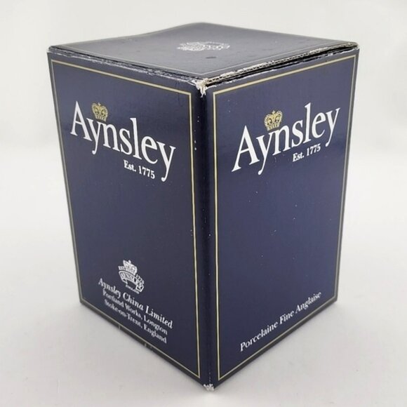 Aynsley Wild Tudor Teddy Bear Figurine English Fine Bone China Original With Box - Picture 8 of 14